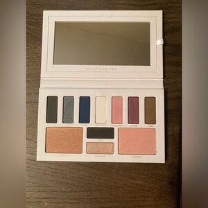 Beautycounter Eyeshadow Palette with Assorted Colors